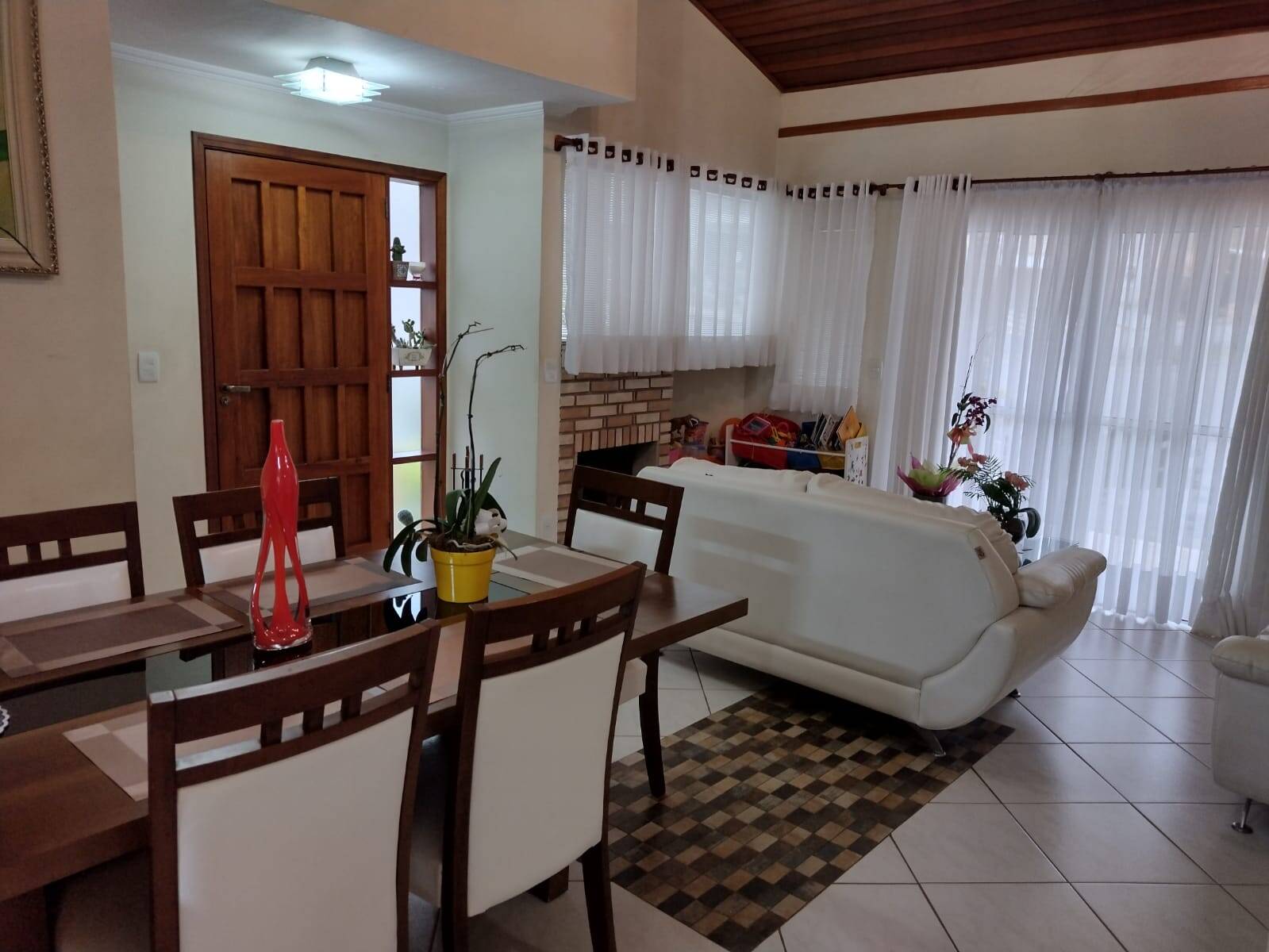 #217 - Casa para Venda em Itatiba - SP