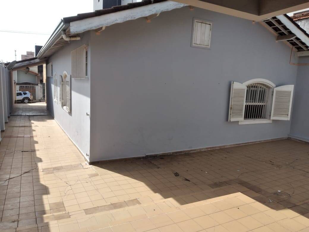 #300 - Casa para Venda em Itatiba - SP