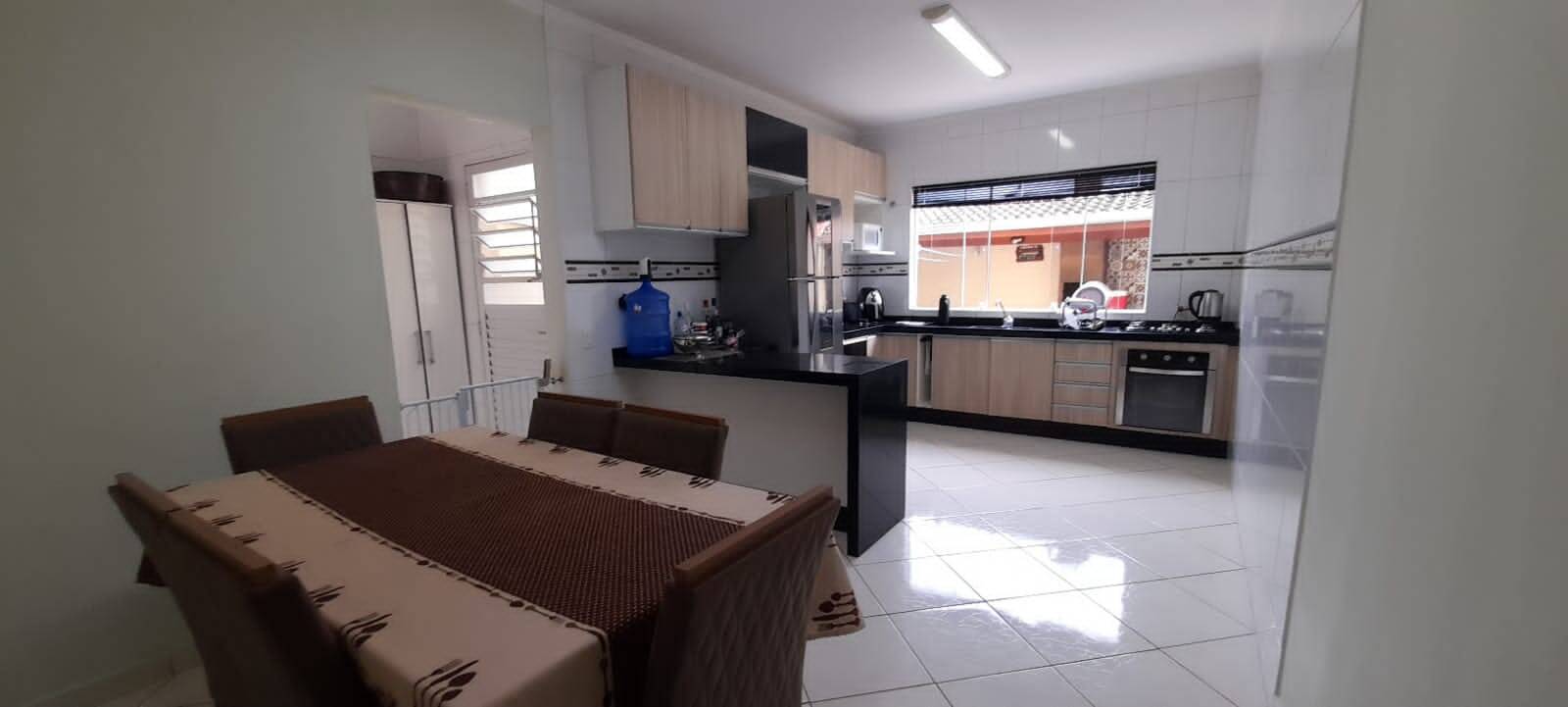 #325 - Casa para Venda em Itatiba - SP