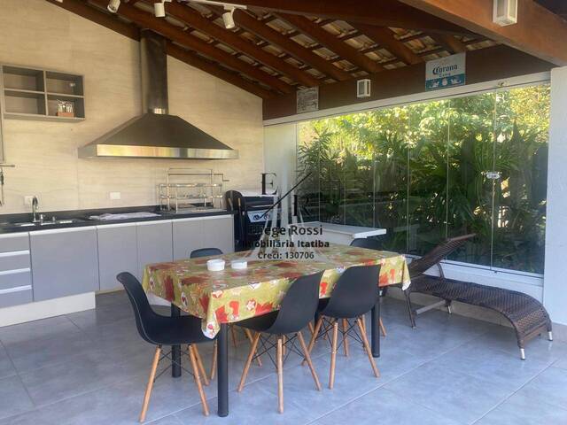 #563 - Casa para Venda em Itatiba - SP - 2